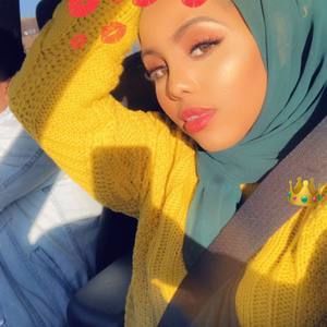 Meet your Posher, Juweriyo cadaay